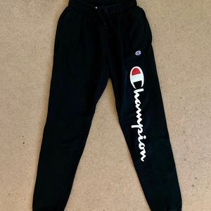 WOMENS CHAMPION SWEATPANTS (S)